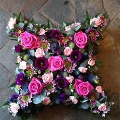 Pink and purple loose cushion