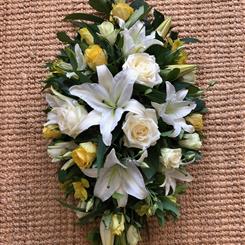 Yellow and White Double Ended Spray
